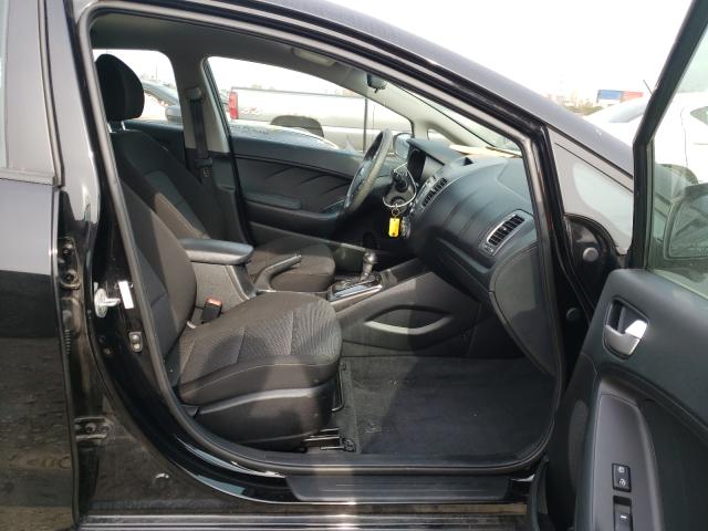 Photo 5 from auction – 2018 KIA FORTE LX with VIN 3KPFK4A78JE256676