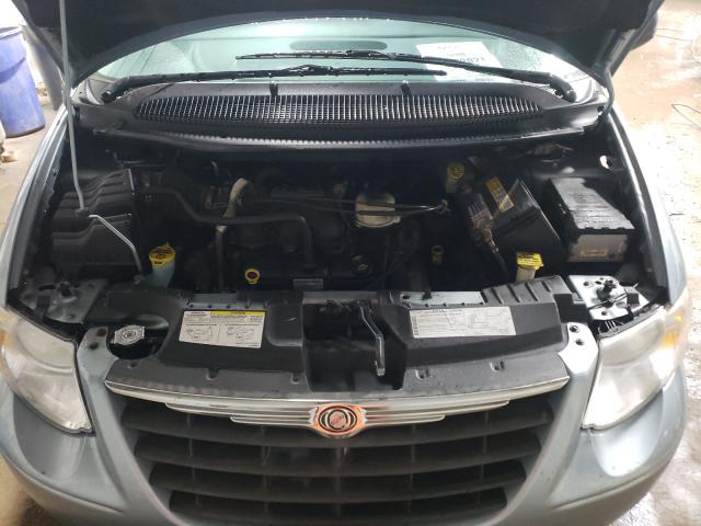 Photo 7 from auction – 2006 CHRYSLER TOWN & COU with VIN 2A4GP54L46R644928