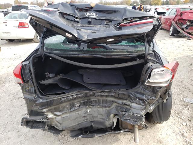 Photo 9 from auction – 2018 KIA FORTE LX with VIN 3KPFK4A78JE256676