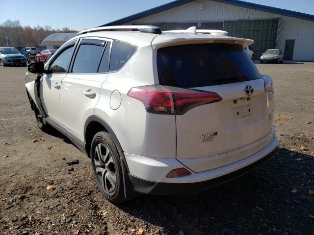 Photo 3 from auction – 2016 TOYOTA RAV4 LE with VIN JTMBFREV3GJ062528