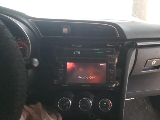 Photo 9 from auction – 2014 TOYOTA SCION TC with VIN JTKJF5C79E3066912