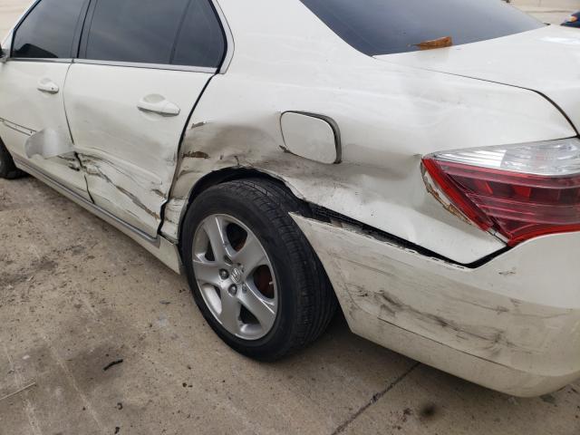 Photo 9 from auction – 2010 ACURA RL with VIN JH4KB2F60AC000332