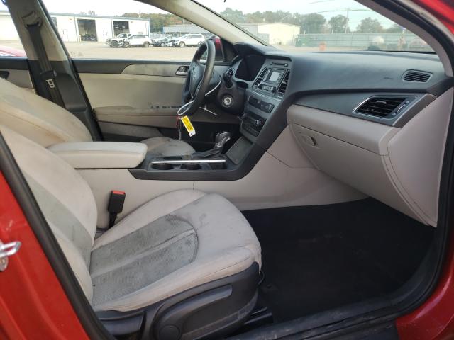 Photo 5 from auction – 2017 HYUNDAI SONATA SE with VIN 5NPE24AF0HH474474