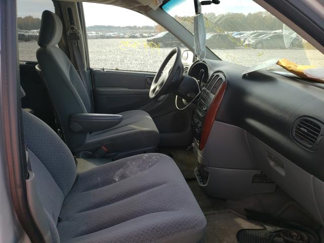 Photo 5 from auction – 2006 CHRYSLER TOWN & COU with VIN 1A4GP45R56B537155