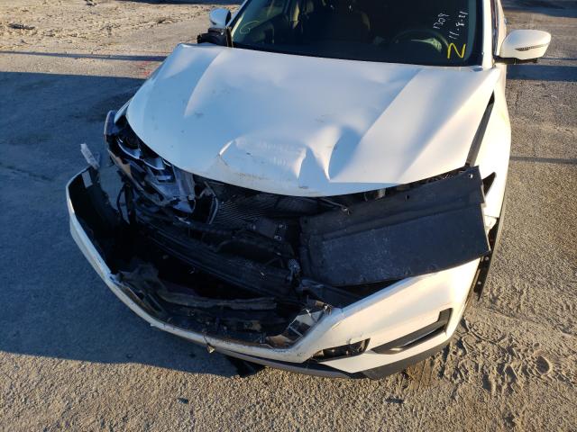 Photo 9 from auction – 2017 NISSAN ROGUE S with VIN 5N1AT2MT6HC761309