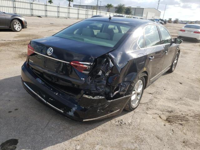 Photo 4 from auction – 2017 VOLKSWAGEN PASSAT S with VIN 1VWAT7A38HC028035