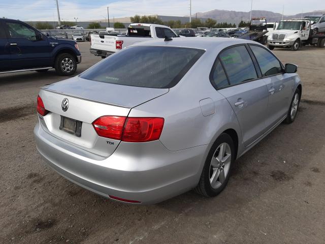Photo 4 from auction – 2012 VOLKSWAGEN JETTA TDI with VIN 3VWLL7AJXCM024969