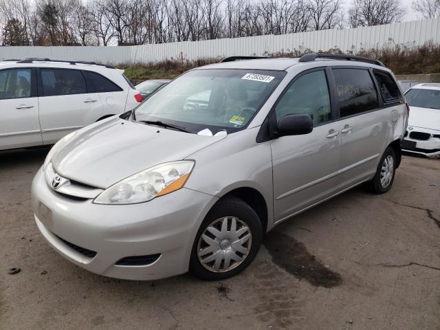 Photo 2 from auction – 2010 TOYOTA SIENNA CE with VIN 5TDKK4CC3AS301442