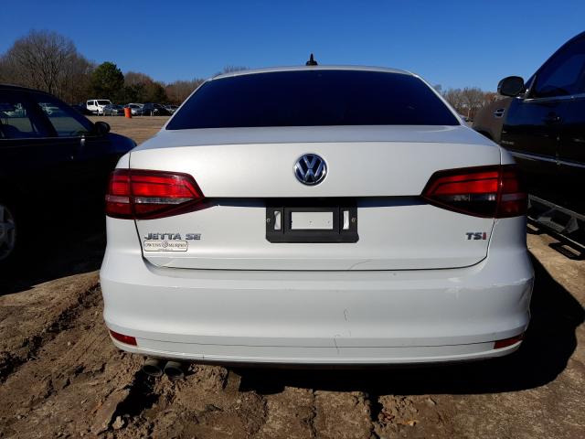 Photo 10 from auction – 2017 VOLKSWAGEN JETTA SE with VIN 3VWDB7AJ3HM273614