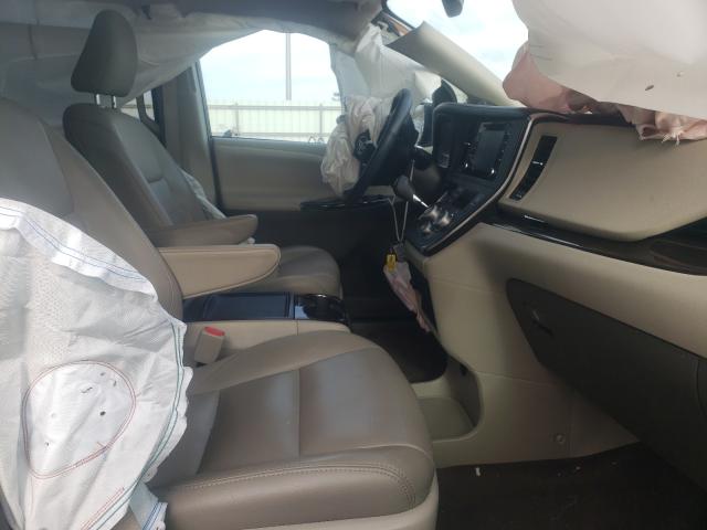 Photo 5 from auction – 2018 TOYOTA SIENNA XLE with VIN 5TDYZ3DC4JS929265