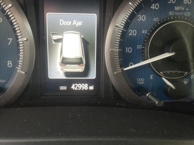 Photo 8 from auction – 2018 TOYOTA SIENNA XLE with VIN 5TDYZ3DC4JS929265