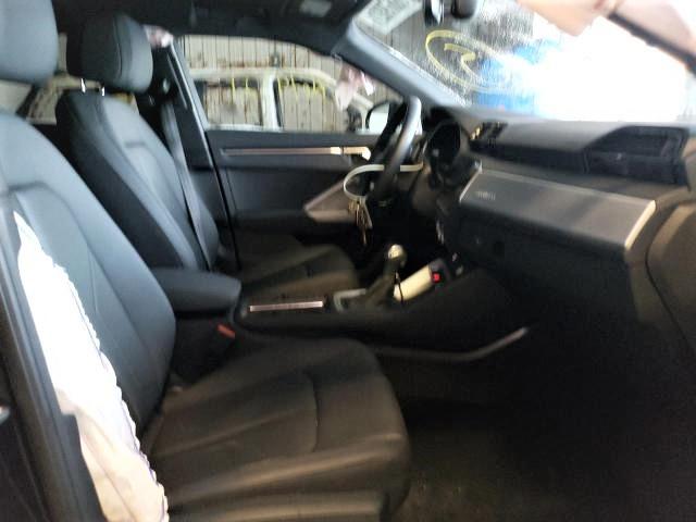 Photo 5 from auction – 2021 AUDI Q3 PREMIUM with VIN WA1DECF30M1009653