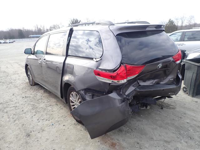 Photo 3 from auction – 2013 TOYOTA SIENNA XLE with VIN 5TDYK3DC5DS286465