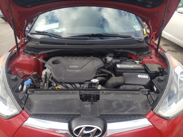 Photo 7 from auction – 2017 HYUNDAI VELOSTER with VIN KMHTC6AD4HU307633