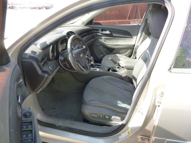 Photo 5 from auction – 2015 CHEVROLET MALIBU 1LT with VIN 1G11C5SL1FF351515