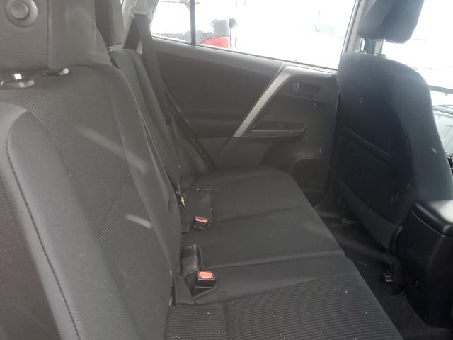 Photo 6 from auction – 2018 TOYOTA RAV4 LE with VIN 2T3BFREV8JW758293
