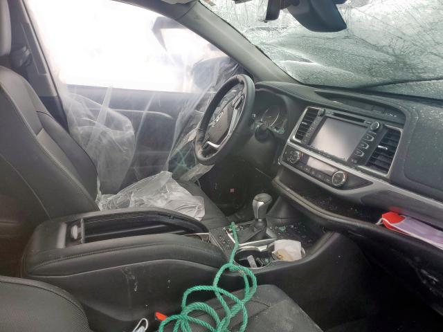 Photo 5 from auction – 2019 TOYOTA HIGHLANDER with VIN 5TDDZRFH4KS726954
