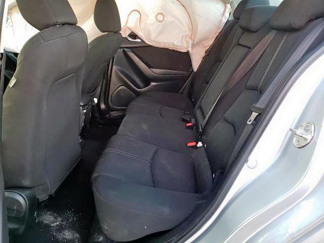 Photo 6 from auction – 2018 MAZDA 3 SPORT with VIN 3MZBN1U71JM188384