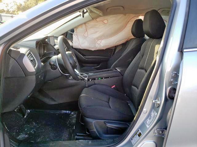 Photo 5 from auction – 2018 MAZDA 3 SPORT with VIN 3MZBN1U71JM188384