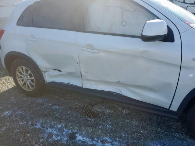 Photo 9 from auction – 2018 MITSUBISHI RVR SE with VIN JA4AJ3AU2JU601161