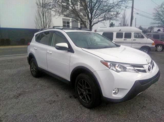 TOYOTA RAV4 XLE 2015 with VIN 2T3RFREV9FW231577 - Photo from auction