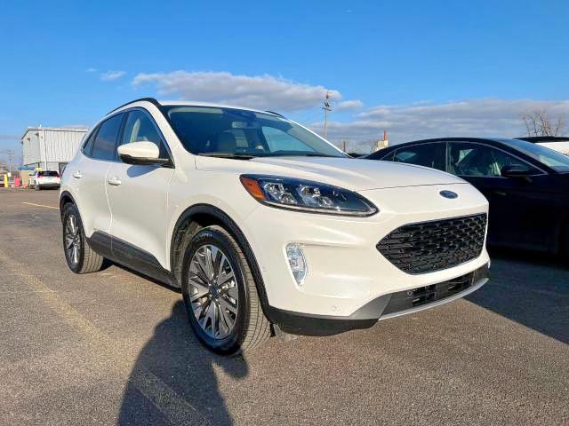 FORD ESCAPE TIT 2020 with VIN 1FMCU9J99LUB16566 - Photo from auction