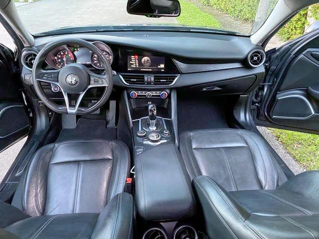 Photo 5 from auction – 2018 ALFA ROMEO GIULIA with VIN ZARFAEBN3J756276
