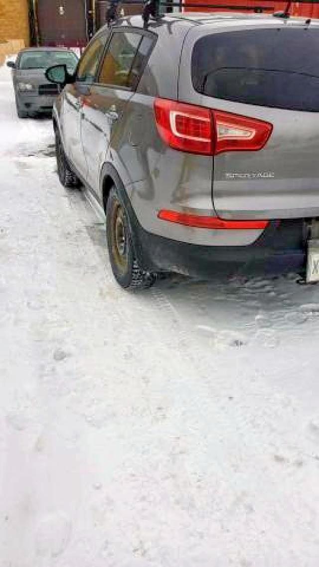 Photo 3 from auction – 2012 KIA SPORTAGE B with VIN KNDPB3A21C7322555