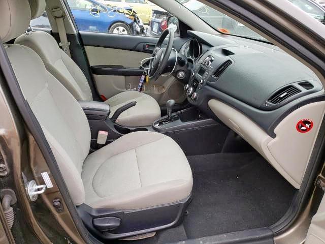 Photo 5 from auction – 2010 KIA FORTE EX with VIN KNAFU4A20A5185156
