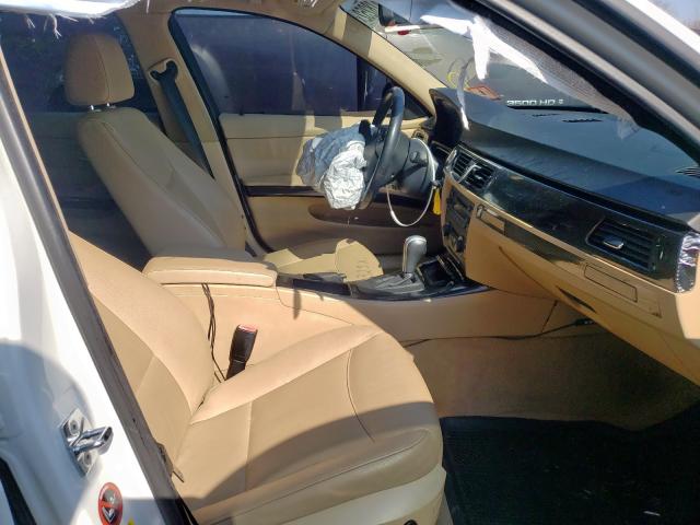 Photo 5 from auction – 2006 BMW 325 XI with VIN WBAVD13506KV03710