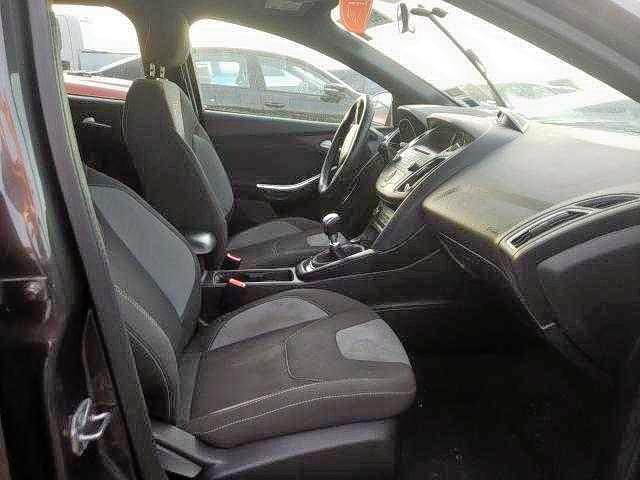Photo 5 from auction – 2016 FORD FOCUS ST with VIN 1FADP3L95GL261146