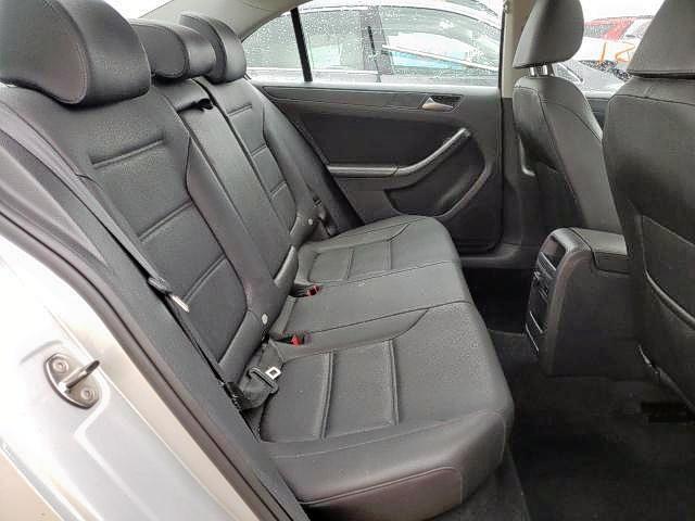 Photo 6 from auction – 2012 VOLKSWAGEN JETTA SE with VIN 3VWDP7AJ7CM383530