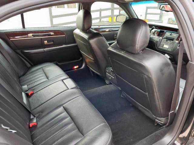 صورة رقم 6 من المزاد - 2008 LINCOLN TOWN CAR E مع VIN 2LNHM84W88X659554