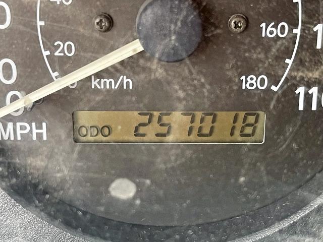 Photo 8 from auction – 1998 TOYOTA COROLLA VE with VIN 1NXBR12E7WZ052686