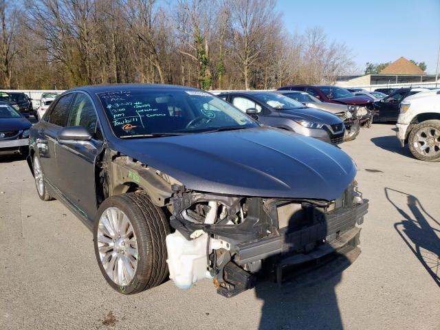 LINCOLN MKZ 2014 with VIN 3LN6L2G99ER832117 - Photo from auction