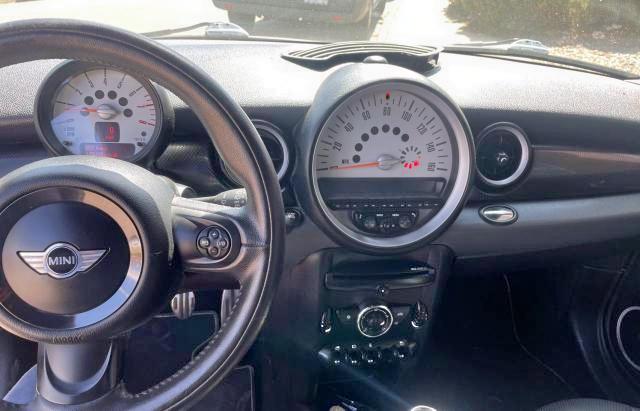 Photo 9 from auction – 2012 MINI COOPER S C with VIN WMWZG3C54CTY31772