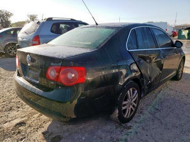 Photo 4 from auction – 2007 VOLKSWAGEN JETTA WOLF with VIN 3VWEF71K07M183241
