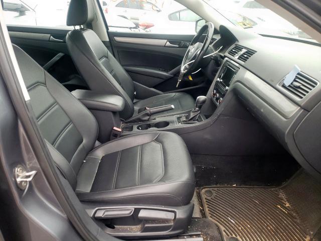 Photo 5 from auction – 2015 VOLKSWAGEN PASSAT S with VIN 1VWAT7A39FC096177