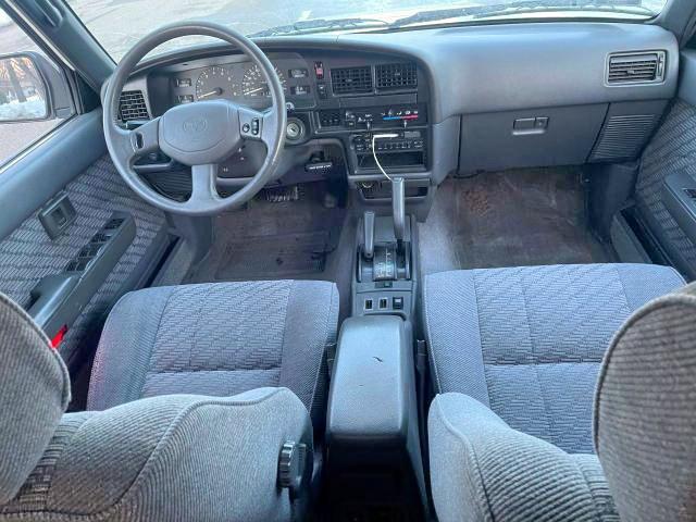 Photo 9 from auction – 1994 TOYOTA 4RUNNER VN with VIN JT3VN39W0R8069130