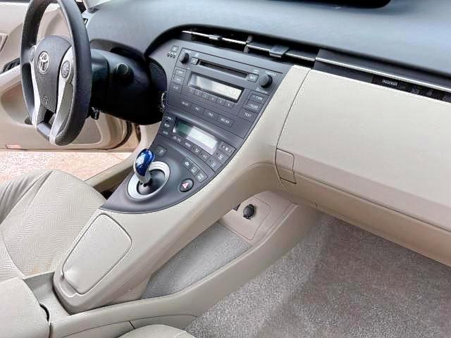 Photo 5 from auction – 2011 TOYOTA PRIUS with VIN JTDKN3DU7B0286991