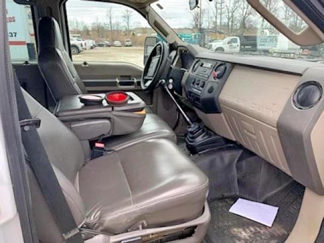 Photo 5 from auction – 2009 FORD F550 SUPER with VIN 1FDAW56R49EA02075