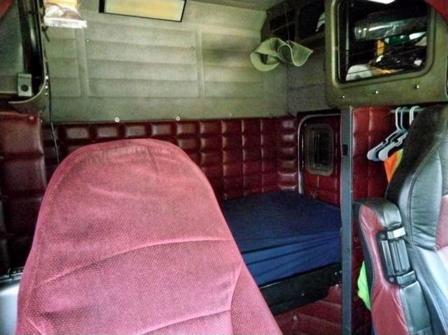 Photo 6 from auction – 1996 PETERBILT 379 with VIN 1XP5DB9X8TN398411