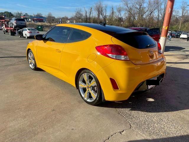 Photo 3 from auction – 2016 HYUNDAI VELOSTER with VIN KMHTC6AD9GU278323