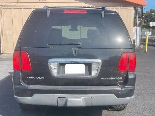Photo 5 from auction – 2003 LINCOLN NAVIGATOR with VIN 5LMFU27R23LJ34308