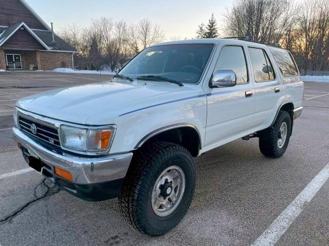 Photo 2 from auction – 1994 TOYOTA 4RUNNER VN with VIN JT3VN39W0R8069130