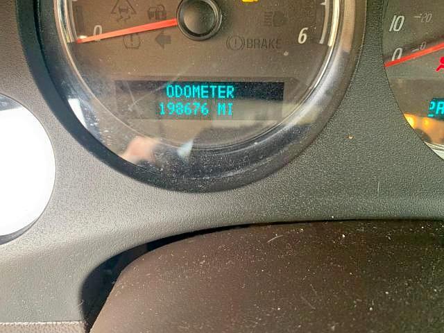 Photo 8 from auction – 2007 GMC YUKON DENA with VIN 1GKFK63857J219537