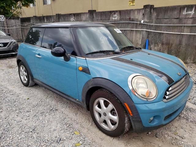 MINI COOPER 2007 with VIN WMWMF33567TT56581 - Photo from auction