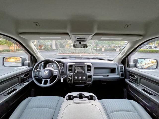 Photo 9 from auction – 2017 RAM 1500 ST with VIN 3C6RR7KT1HG751426