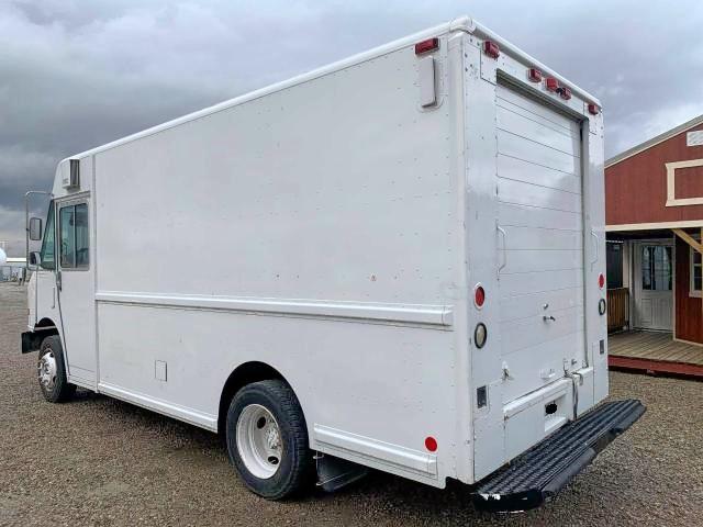 Photo 3 from auction – 1998 FREIGHTLINER CHASSIS M with VIN 4UZA4FF49WC897666