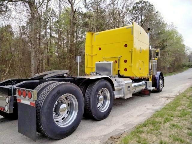 Photo 4 from auction – 1996 PETERBILT 379 with VIN 1XP5DB9X8TN398411